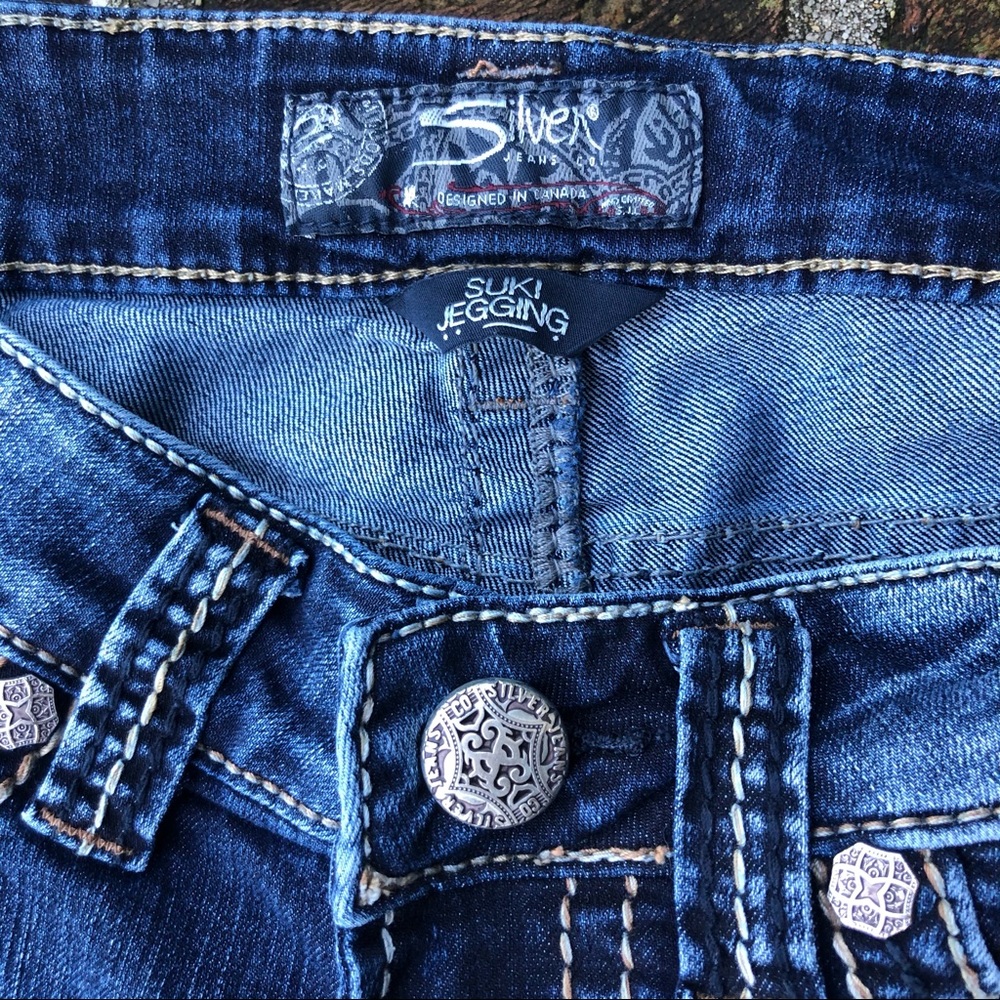 Silver Suki Jegging medium wash jeans size  24 - Picture 2 of 8